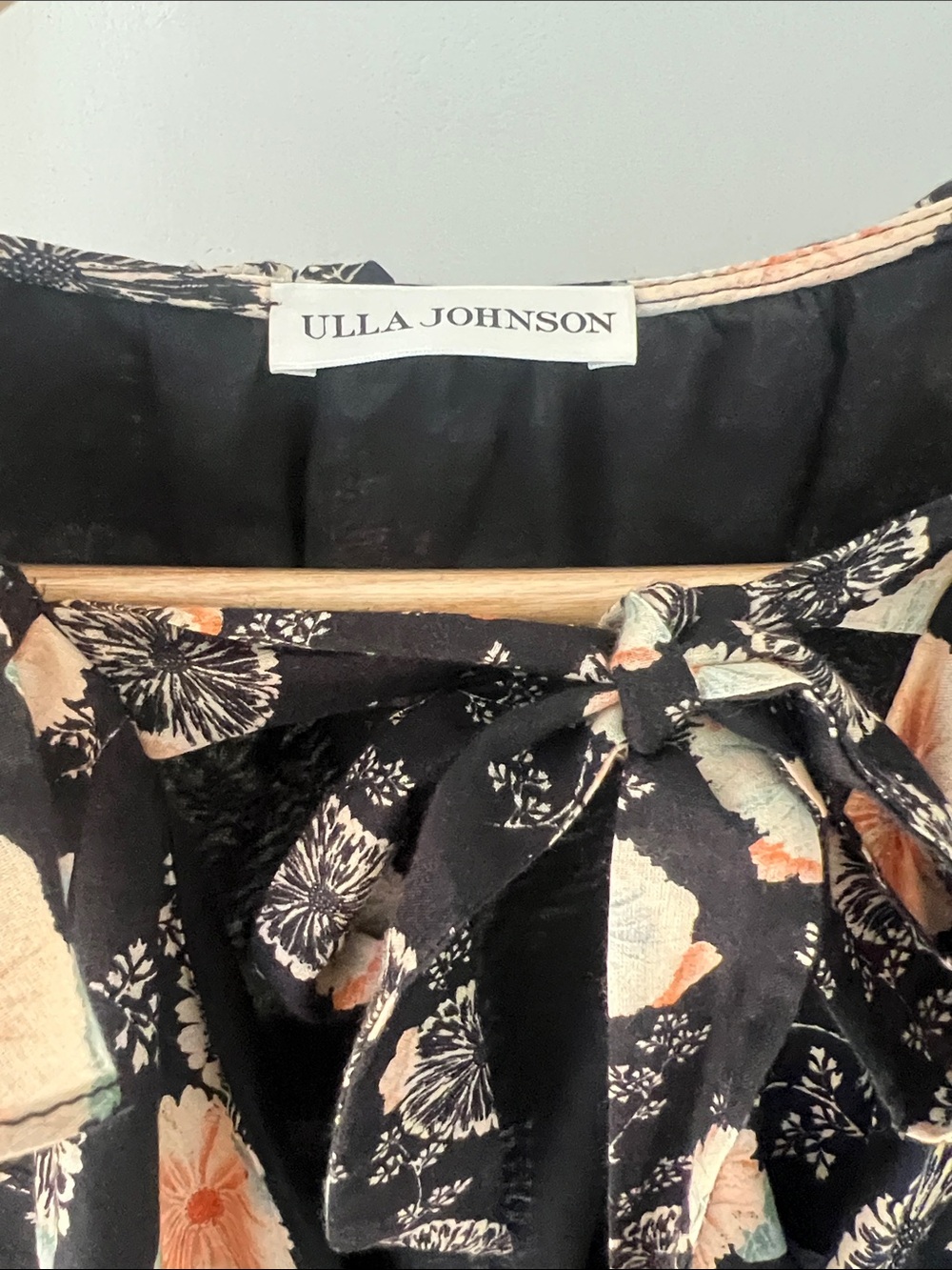 Ulla Johnson Nadia Blouse in Noir Floral - Picture 2 of 6